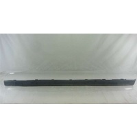 SILL SIDE SKIRT PLASTIC LEFT HAND JS VECTRA SEDAN & WAGON ALSO (HATCH UP TO X7087218) RETAIL $472  