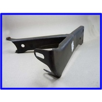 BUMPER BAR BRACKET WB FRONT RIGHT HAND UTE PANEL VAN ONE TONNER STATESMAN AND CAPRICE GENUINE NOS