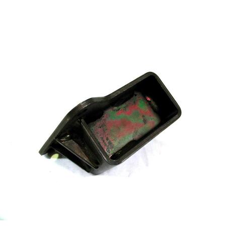 BRACKET ENGINE MOUNT V8 253 304 308 COMMODORE LEFT HAND VB VC VH VK VL VN VP VR VS VT nla gmh