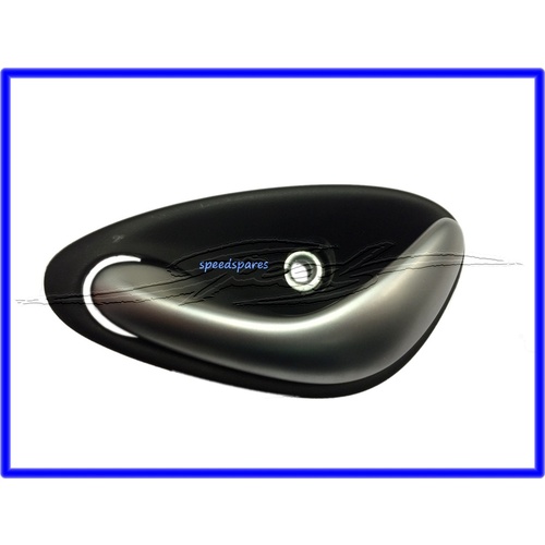 DOOR HANDLE LEFT HAND FRONT INNER VY VZ WK WL ANTHRACITE WITH SATIN CHROME HANDLE