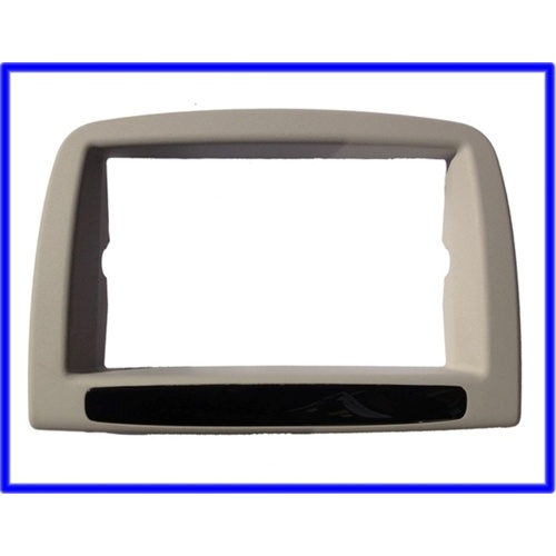 DVD DISPLAY BEZEL WK WL CAPRICE HEADREST LIGHT REED 1 ONLY