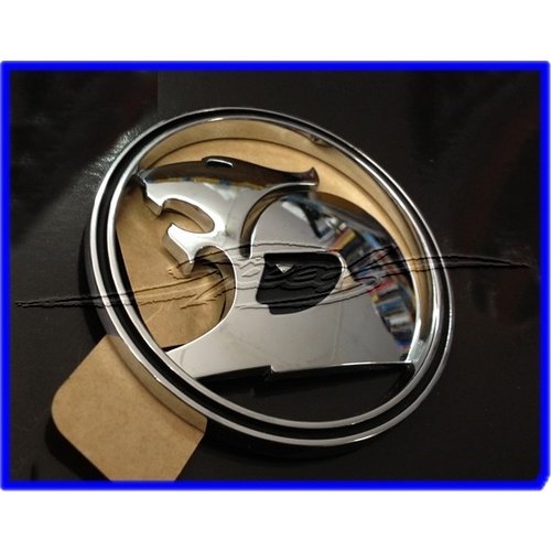 BOOT BADGE VY VZ CLUBSPORT ROUND HELMET LION