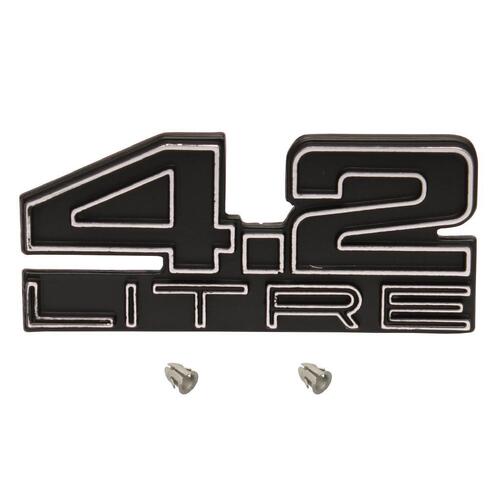 BADGE 4.2 LITRE SUIT HJ HX HZ BOOT