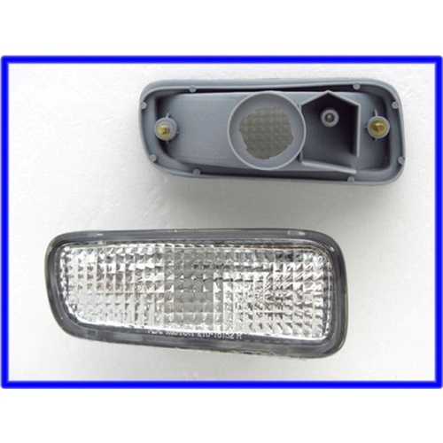 98-03 R9 RODEO RHF BUMPER INDICATOR